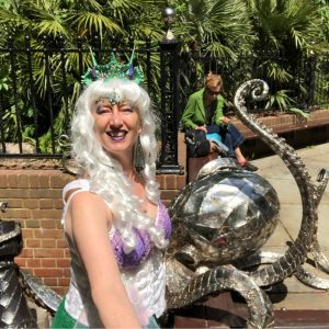 Shirley Knot the Siren
